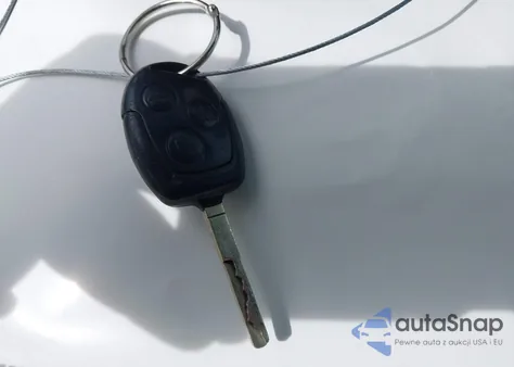 2014 Ford Fiesta Se из США, поврежденный, VIN 3FADP4EJ9EM154013